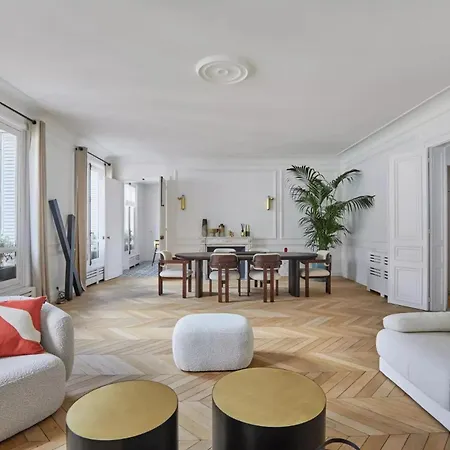 Apartment In Perfect Condition With Terrace , Two Bedrooms