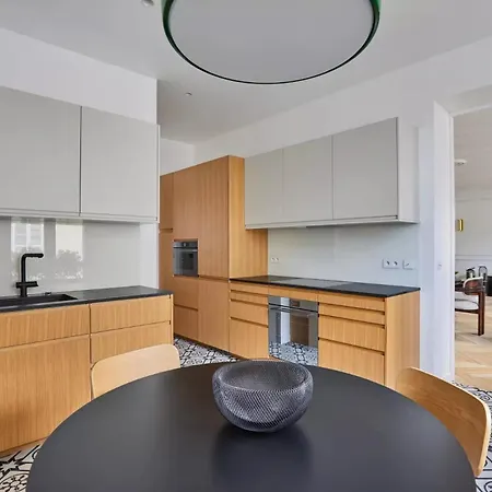 In Perfect Condition With Terrace , Two Bedrooms Apartment Warschau